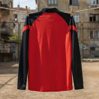 KIRMIZI EŞOFMAN - Görsel 3